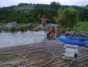 Wasserspaß am eigenen Schwimmteich